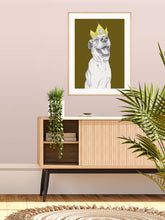 Load image into Gallery viewer, Queen