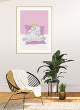 Load image into Gallery viewer, Queen Kitty
