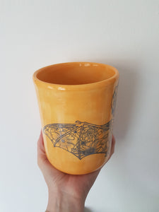 Ceramic vase, Bat