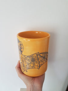 Ceramic vase, Bat